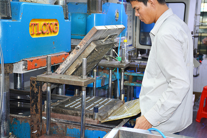 東莞硅膠制品廠偉順硅膠客戶常見問題 東莞硅膠制品廠偉順硅膠客戶常見問題