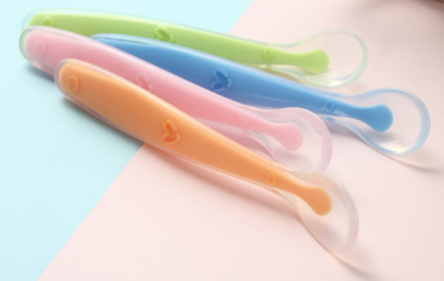 硅膠產品表面有痕跡 硅膠產品表面有痕跡